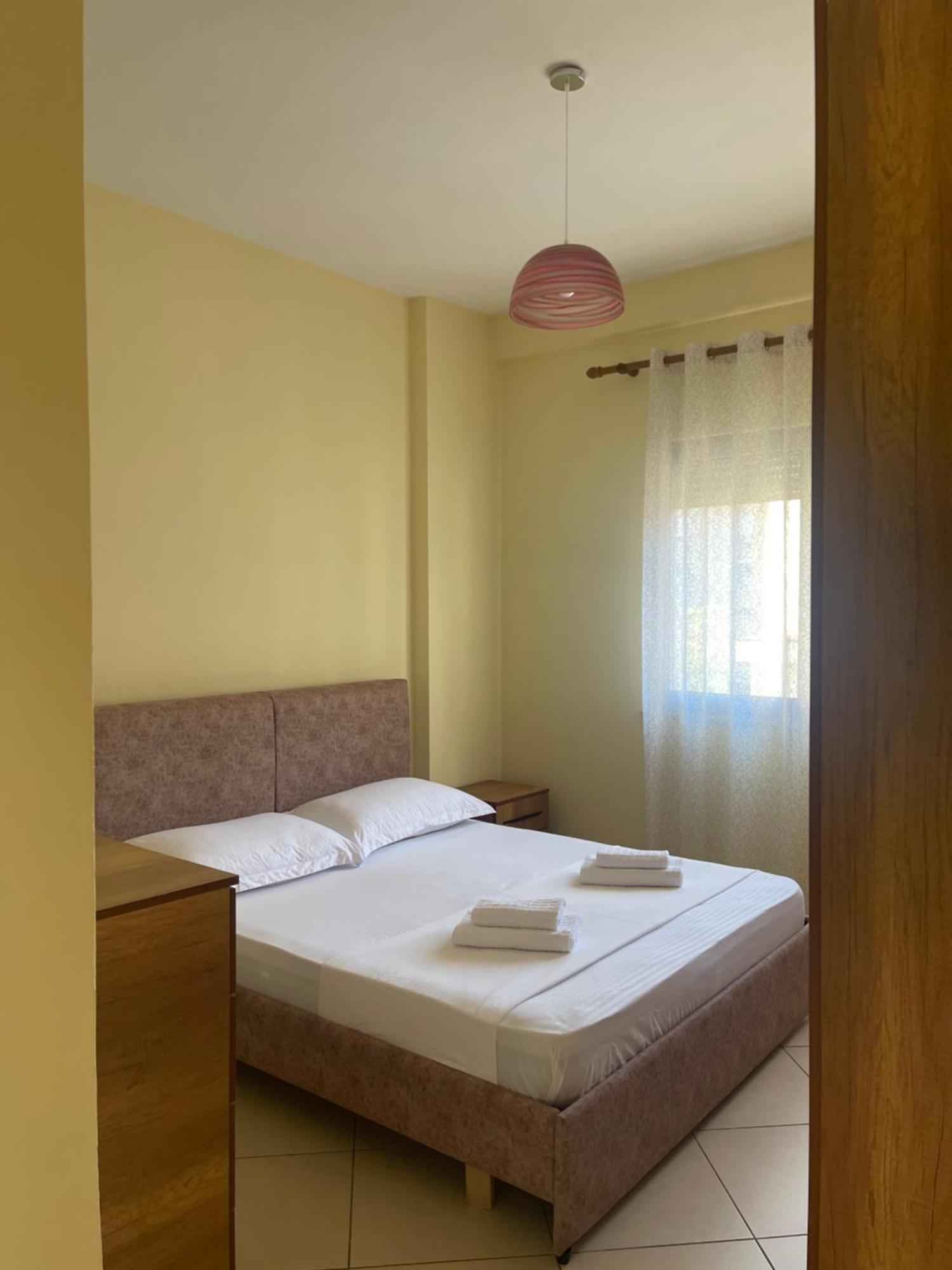 New Baazar Terrace Apartment Tiran Dış mekan fotoğraf