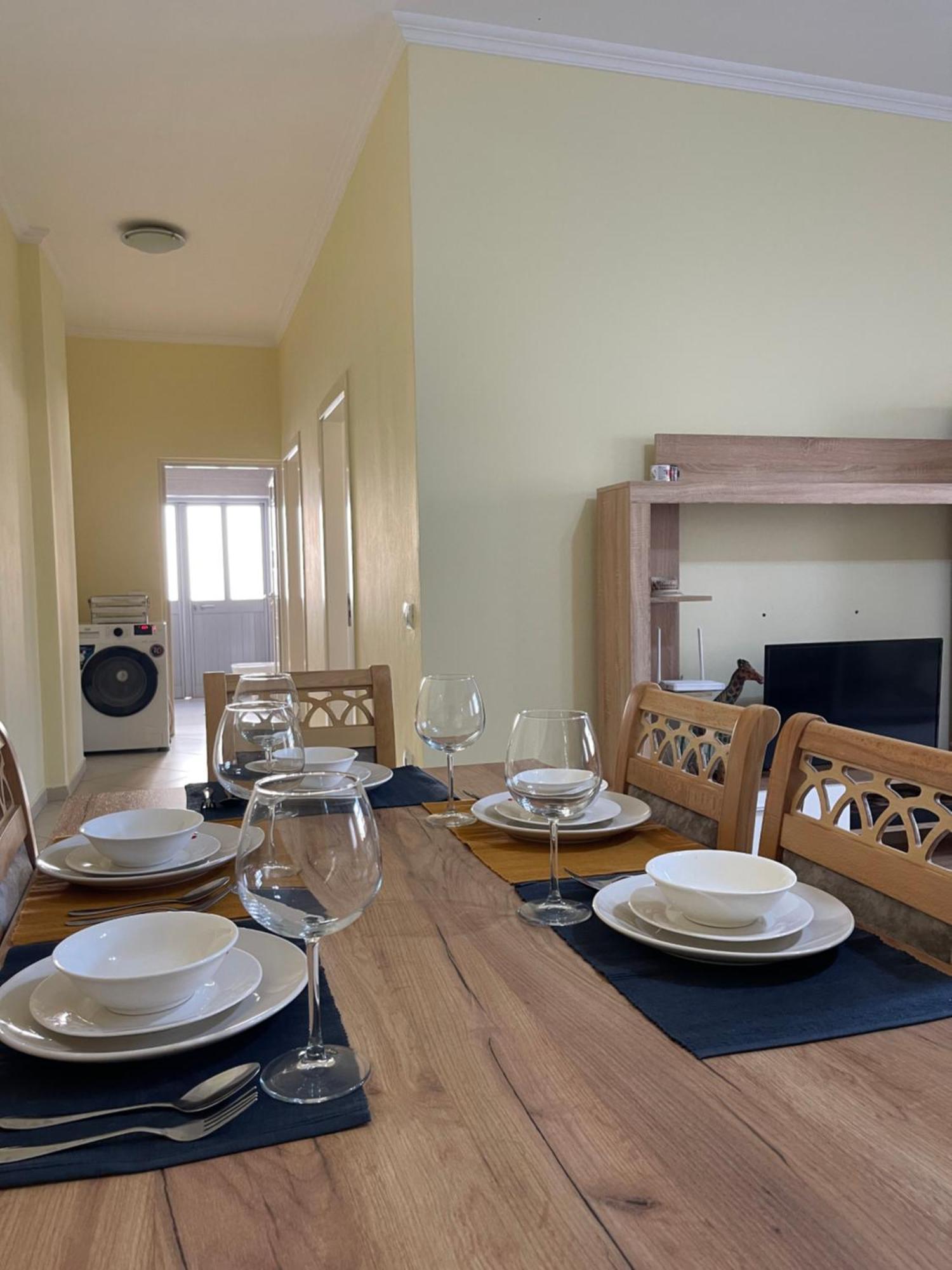 New Baazar Terrace Apartment Tiran Dış mekan fotoğraf
